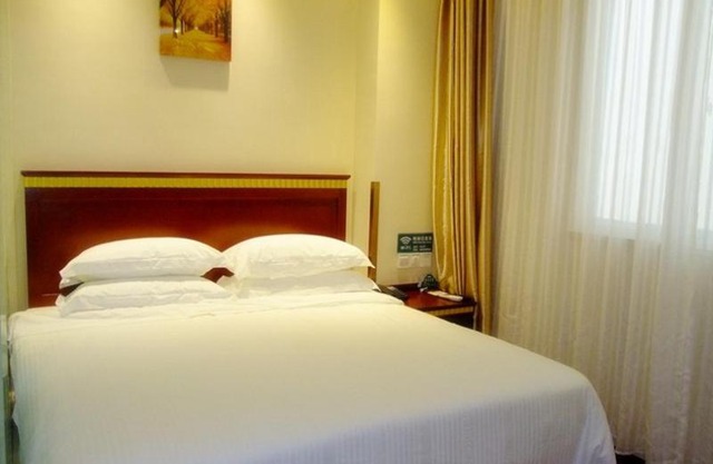 GreenTree Inn HeBei TangShan North Station South Ring Road Business Hotel