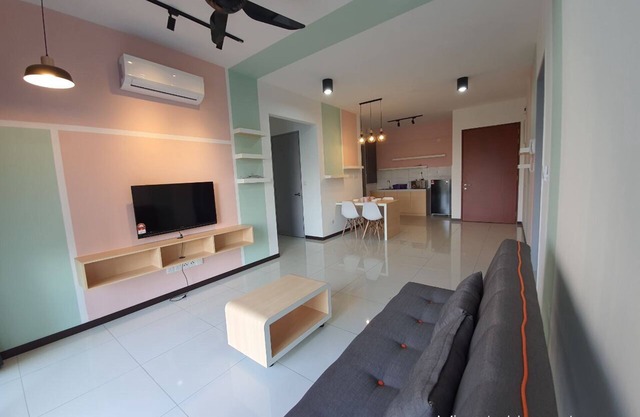 ❤️ Group Traveller | PG Sentral | Colorful #8pax ❤️