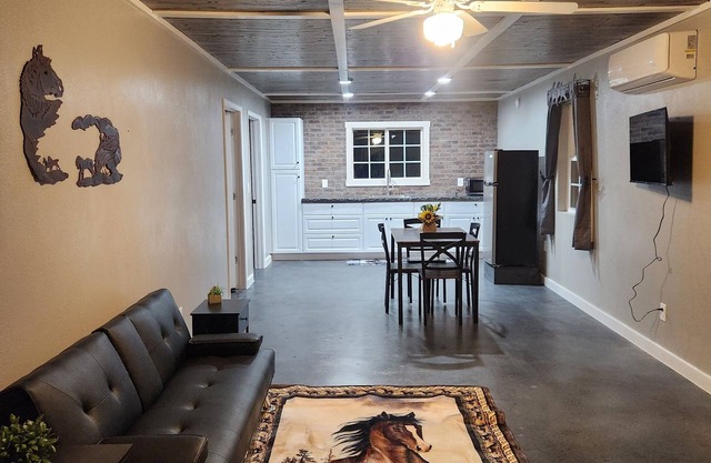 Guest cabin in Beautiful Andalusia, Alabama