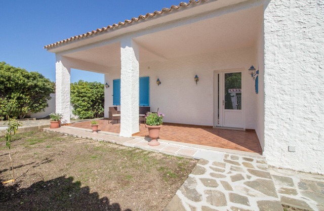 GuestHost Peaceful stay in Berchiddeddu W/garden