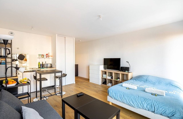 GuestReady - Nice cosy studio with a balcony