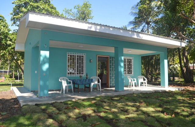 Hacienda Frith - Your Beachfront getaway in Playa Zancudo!