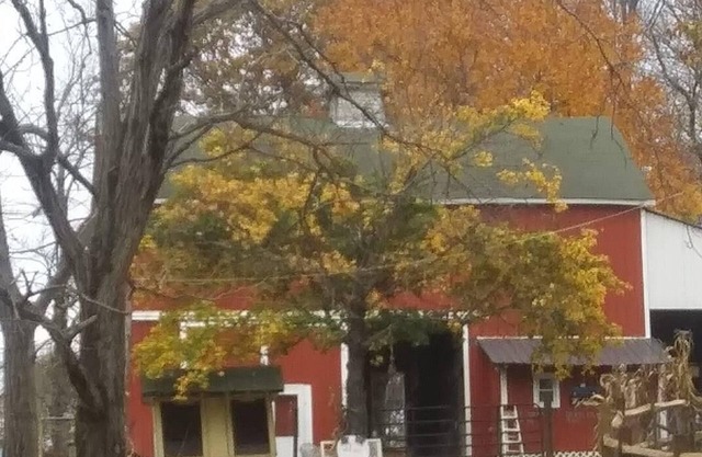 Half whit farm & BBn10 miles from the US open in Oakmont Pa