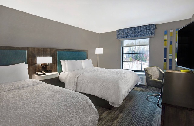 Hampton Inn Westfield