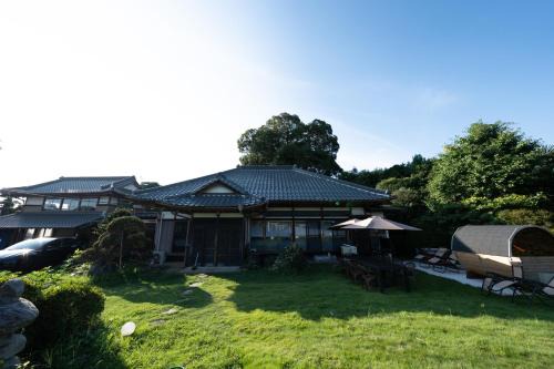 HANABI 農業体験 サウナ BBQが楽しめる 3,000坪貸切 プライベート打ち上げ花火 2棟利用でペット可 Wi-Fi完備