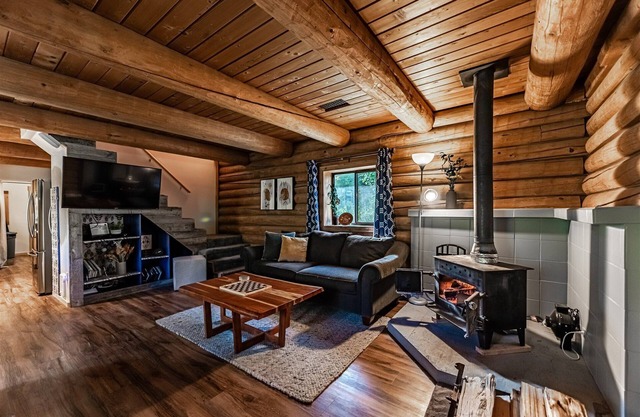 Handmade Scandinavian Mountain House Fire-Sauna