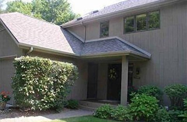 Harbor Springs, Birchwood Farms, Condo, Beautiful Upgrades