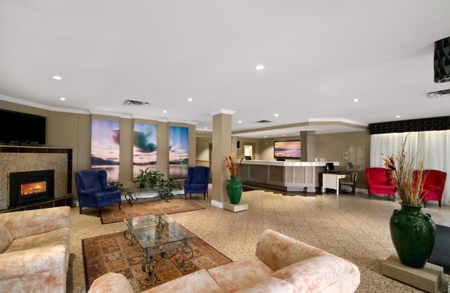 Harrison Beach Hotel 