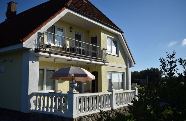 Haus zum Strand "Perle" in beautiful nature close to the Baltic Sea in Barendorf