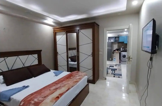 Hayat Pyramids House 237Tnn