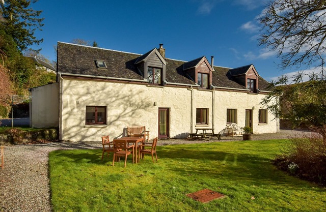 Haybarn Cottage - a cottage that sleeps up to 6 guests