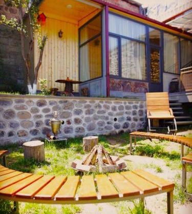 Hayi Tun Guest House