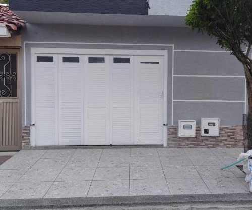 Hermosa casa en Cartago V