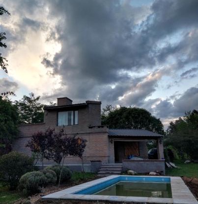 Hermosa casa en Potrero de Garay