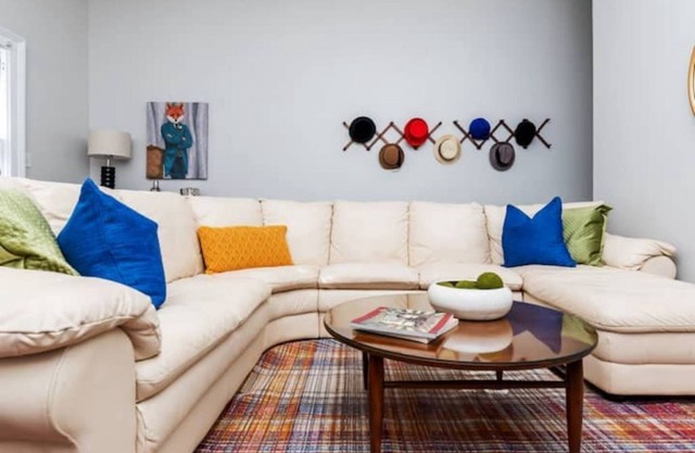 Highlands 2 BR Mid- Century Getaway with Firepit