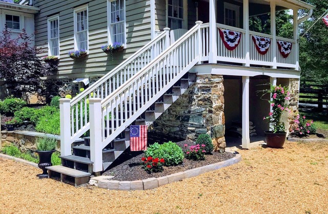 Historic and Updated Farmhouse Built in 1808