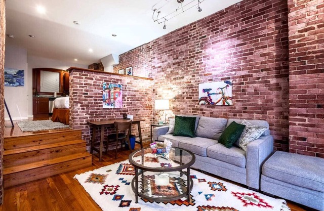 Historic Brick Apt North End