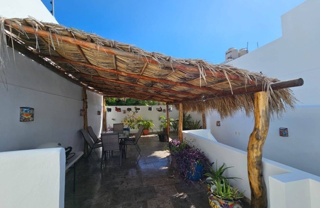 Historic Home with Roof-top Terrace and Grill