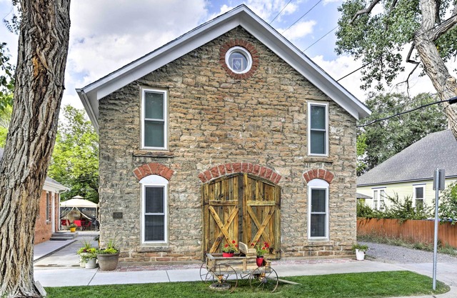Historic Laramie Condo - 3 Blocks to Downtown & UW