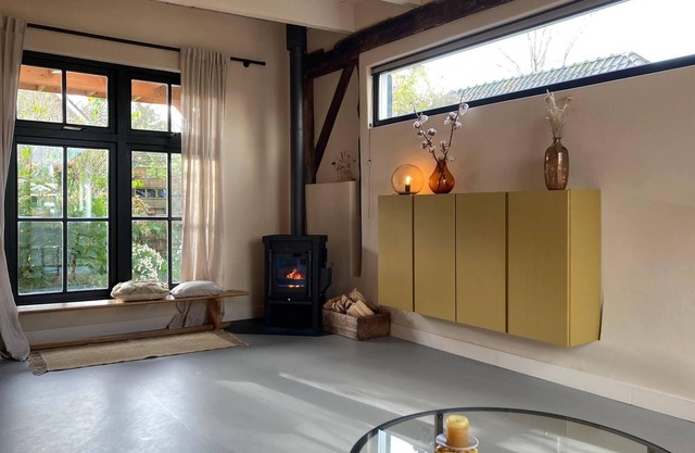 Historic modernized house centrally located