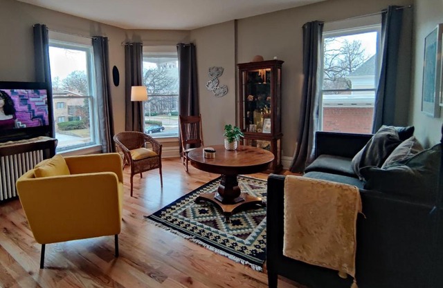 Historic Oak Park Home for 6/Hemingway District