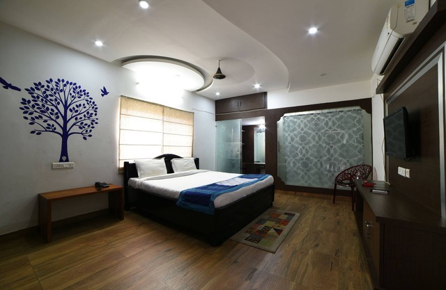 Hitech Shilparamam Guest House