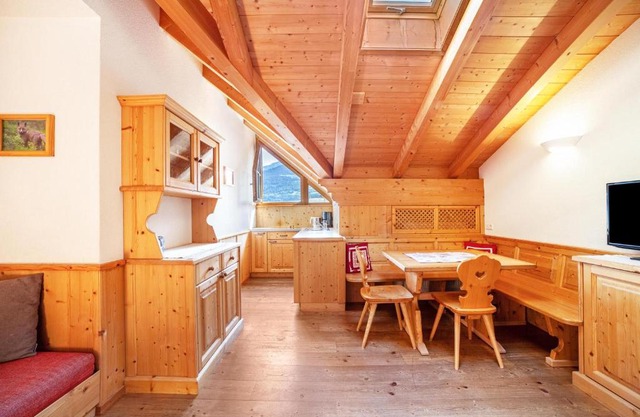 Hof am Schloss Apartement Zirm