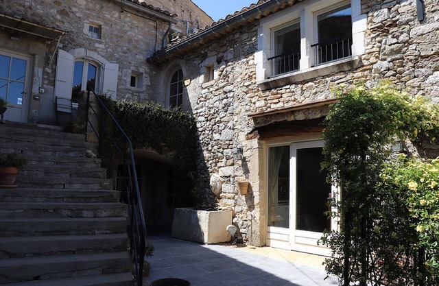 Holiday cottage of 60m2, completely renovated.
