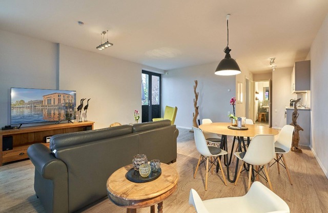 Holiday apartment Brandenburg an der Havel for 1 - 3 persons with 2 bedrooms - Holiday apartment in