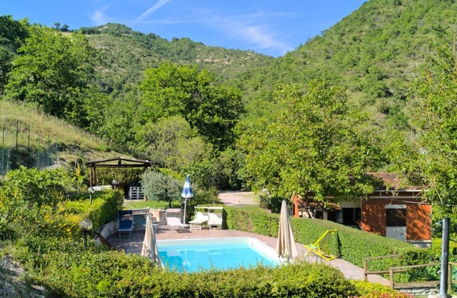 Holiday apartment Acqualagna for 1 - 10 persons with 3 bedrooms - Holiday house