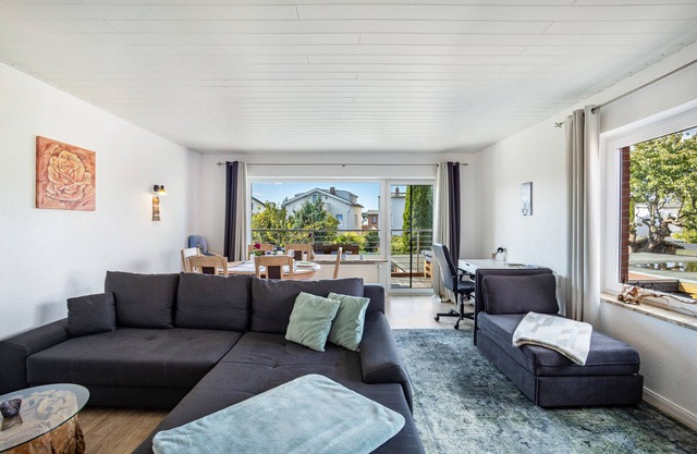 Holiday Apartment 'Appartement' with Balcony and Wi-Fi