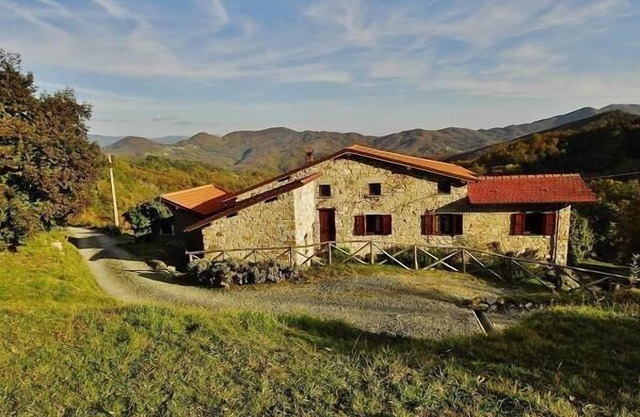 Holiday apartment Tavarone for 2 - 5 persons with 2 bedrooms - Farmhouse