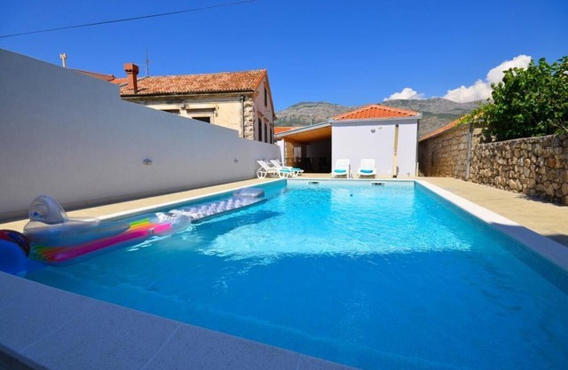 Holiday Home Belmondo