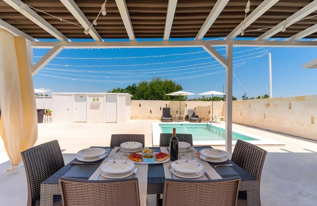 Holiday Home 'Dilauro Con Piscina 2' with Shared Pool, Shared Terrace and Air Conditioning