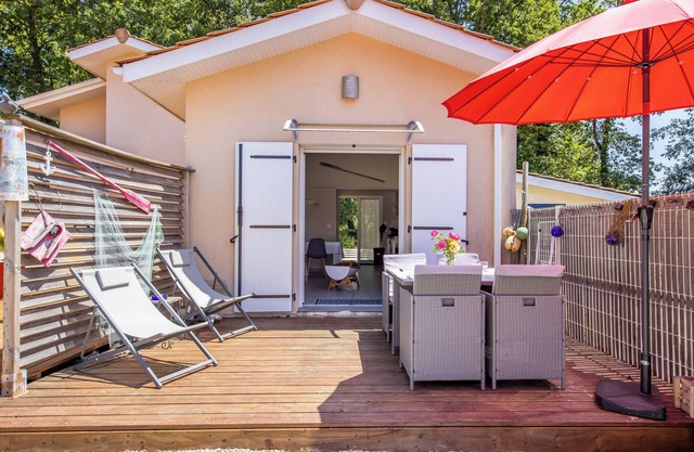 Holiday Home 'Escapades Marines' with Private Terrace, Wi-Fi and Air Conditioning