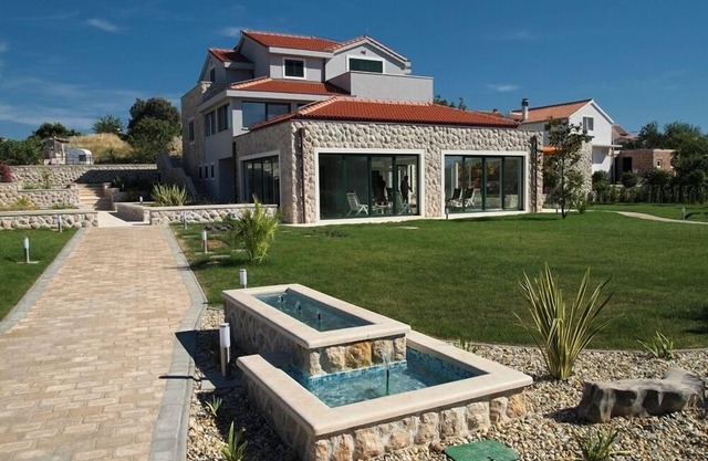 Holiday Home in Betina with Seaview, Terrace, Air condition, WIFI (4671-1)
