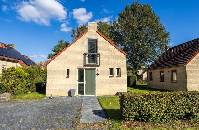Holiday home in Ewijk in a beautiful area