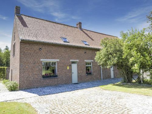 Holiday Home in Oostvleteren with Garden