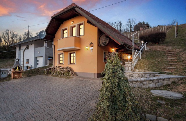 Holiday home in the vineyards