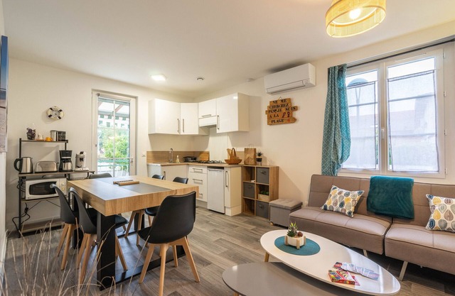 Holiday Home 'Maison De Vacances Centre Ville' with Private Terrace, Private Garden and Balcony