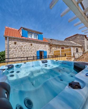 Holiday house MIA
