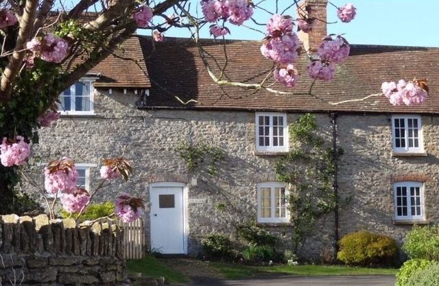 Holiday house Langton Herring for 1 - 5 persons with 2 bedrooms - Twin house