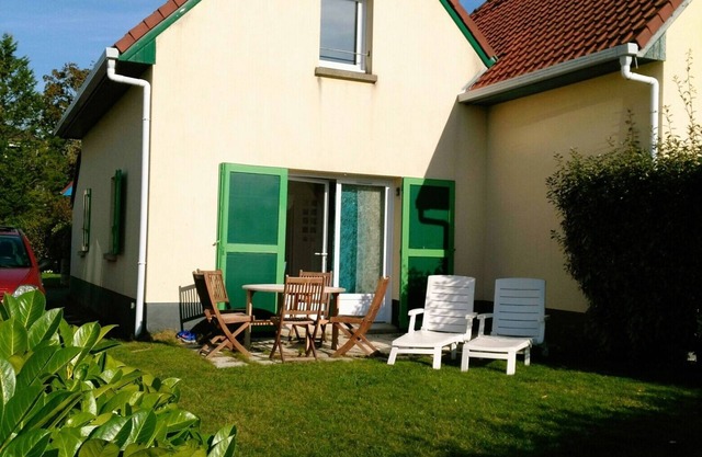 Holiday house, located area of ​the pines in Stella Plages, near Le Touquet