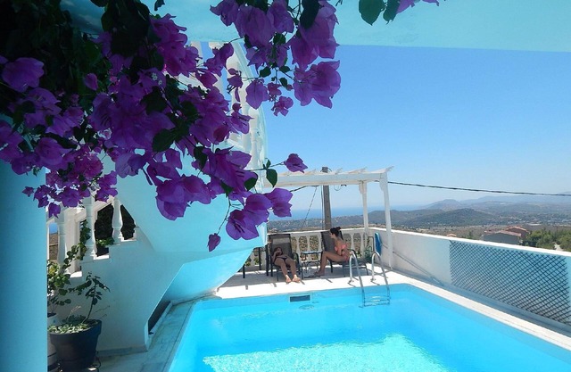 Holiday house Rafina for 2 - 6 persons with 3 bedrooms - Holiday home