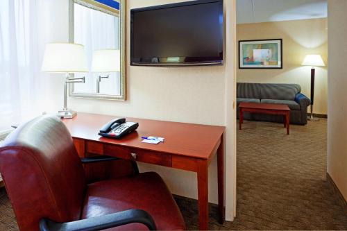 Holiday Inn Express Ramsey Mahwah by IHG