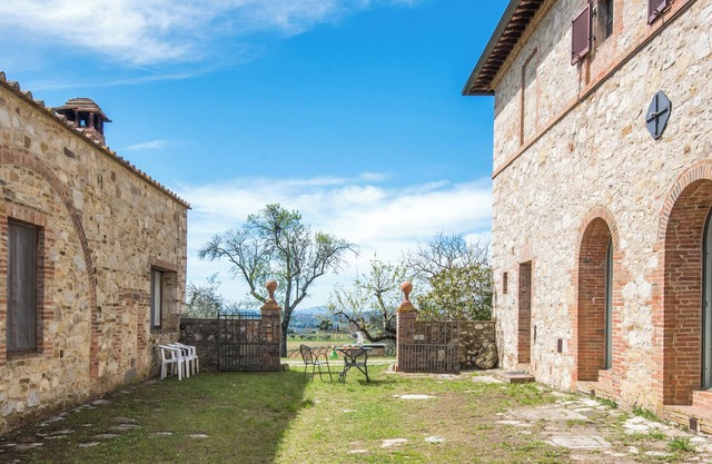 Holiday Home 'Casale' with Shared Pool, Shared Garden and Wi-Fi