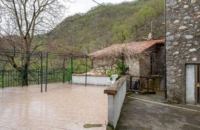 Holiday Home 'La Rosa Del Vento' with Mountain View and Wi-Fi