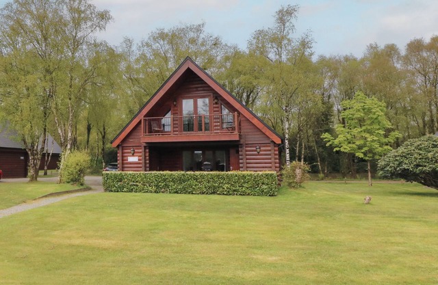 HOLLY, pet friendly, luxury holiday cottage, with a garden in Dolton