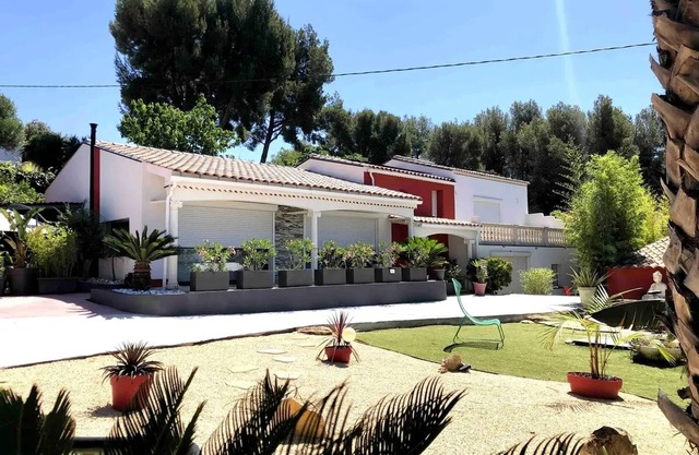 Homerez - Apartment in La Cadière-d'Azur