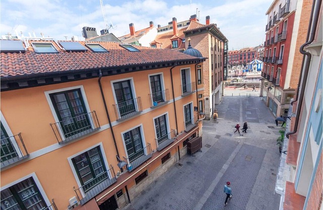 Homerez - Beautiful appartement for 5 ppl. at Valladolid